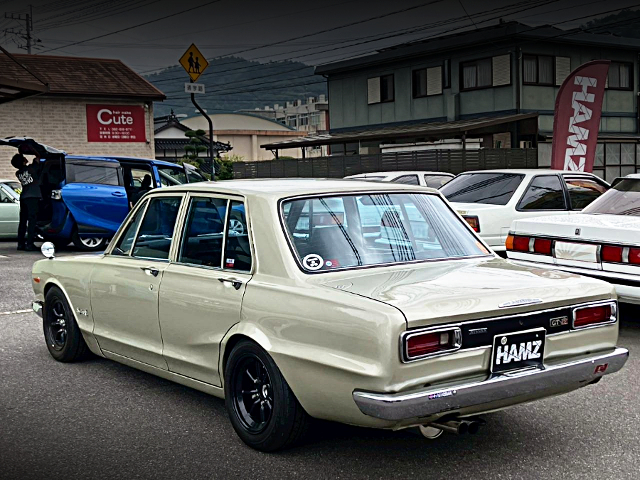 Rear exterior of C10 HAKOSUKA 4-DOOR.