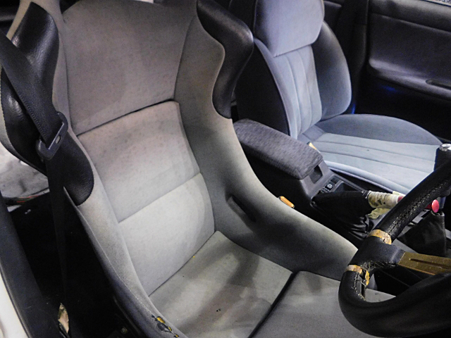 Seats of C33 NISSAN LAUREL.