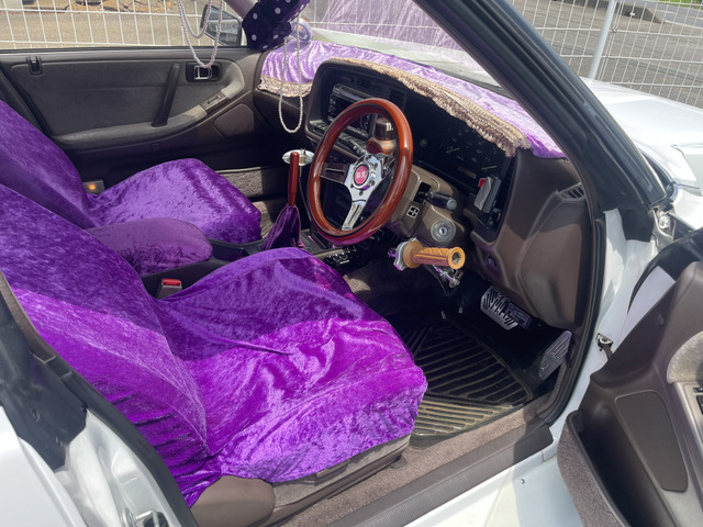 Interior of KAIDO RACER GS131 TOYOTA CROWN.