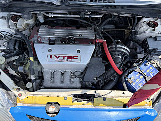 K20A 2000cc i-VTEC engine.