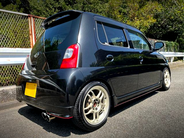 Rear exterior of DAIHATSU ESSE CUSTOM.