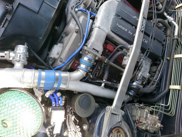 VG30DET turbo engine.
