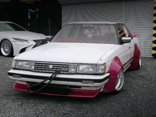 Front exterior of GX71 TOYOTA MARK 2.