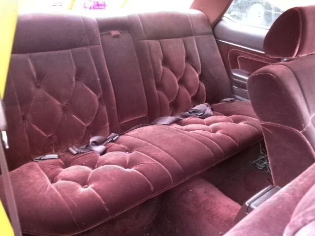 Backseat of GX71 TOYOTA MARK 2.