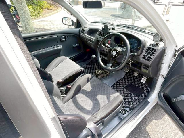 Interior of HA23V ALTO VAN Vs.