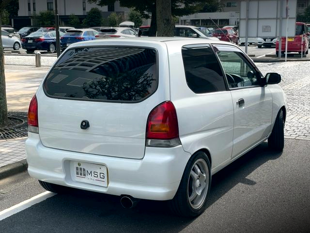 Rear exterior of HA23V ALTO VAN Vs.