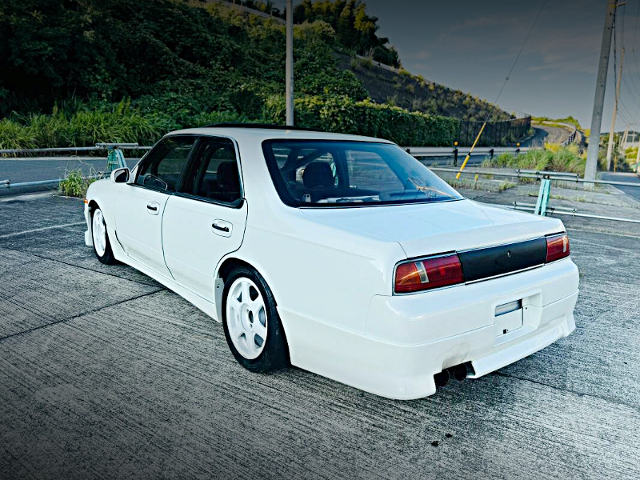 Rear exterior of HC34 NISSAN LAUREL.