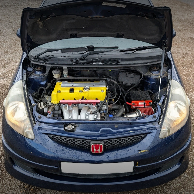 K20A 2000cc i-VTEC engine.