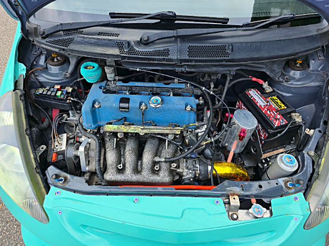 K24A 2400cc i-VTEC engine.