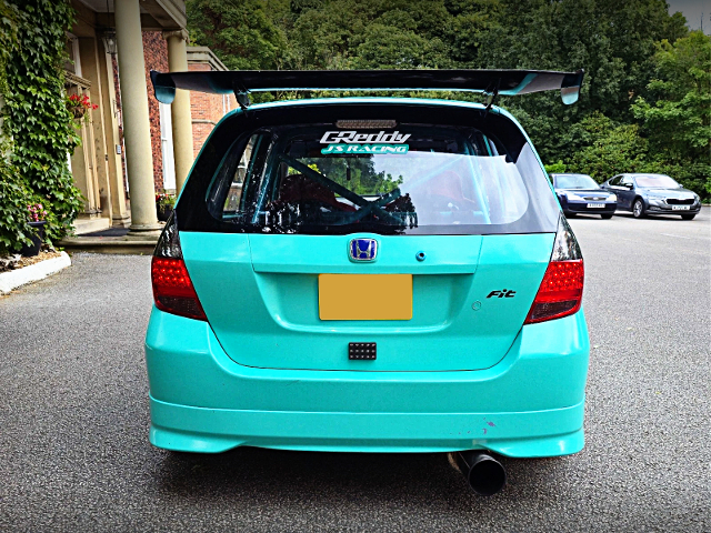Rear exterior of 1st Gen HONDA JAZZ.