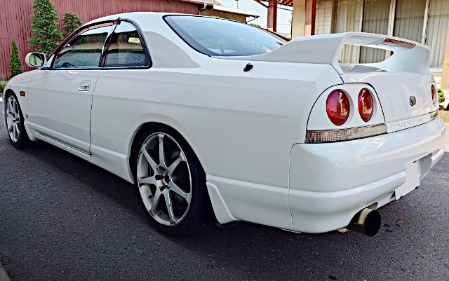 Rear exterior of HR33 SKYLINE 2-DOOR GTS.