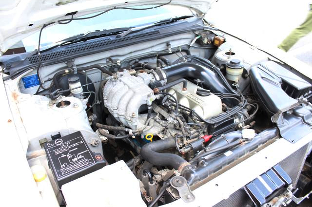 RB20E 2000cc engine.