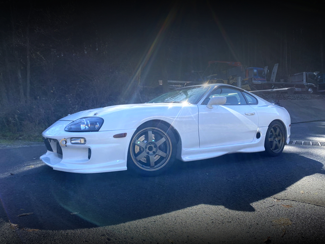 Front exterior of JZA80 TOYOTA SUPRA RZ-S.