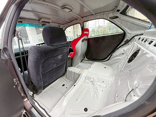 Two seats conversion to WIDEBODY JZX100 MARK 2 TOURER-V.