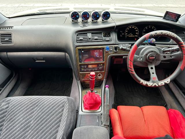 Interior of JZX100 MARK 2 TOURER-V.