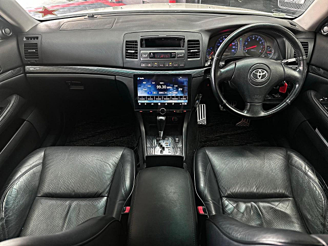 Interior of BAGGED JZX110W MARK 2 BLIT 2.5iR-V.