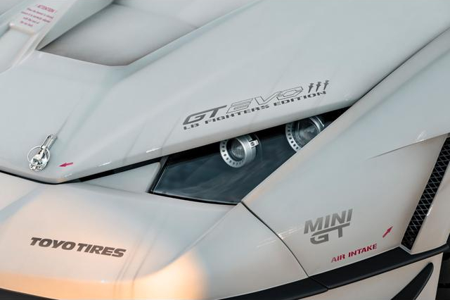 Headlight of LB-Silhouette WORKS Lamborghini MURCIELAGO GT Evo.