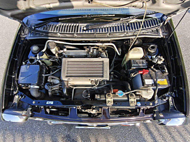 JB TURBO INLINE-4 ENGINE.