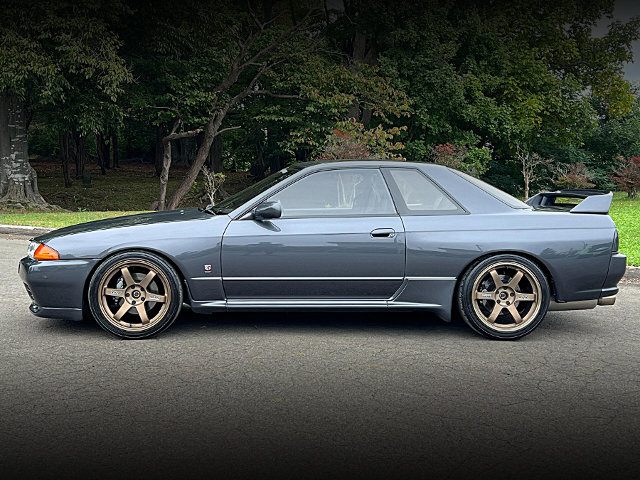 Side exterior of R32 SKYLINE GT-R NISMO.