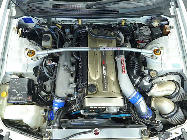 Nur RB26DETT 2600cc Twin Turbo Engine.