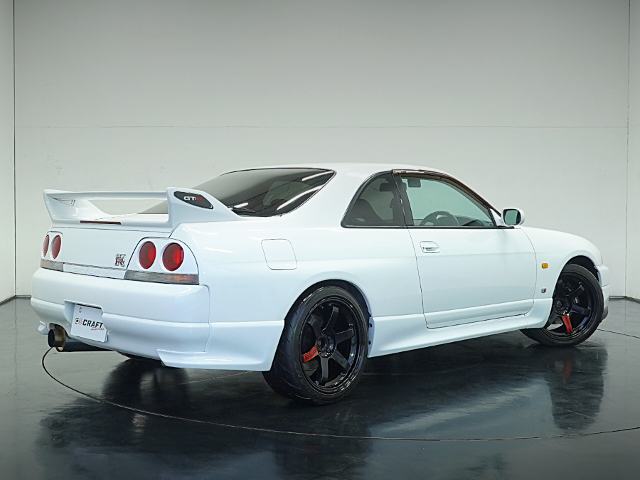 Rear exterior of Nur RB26DETT installed R33 SKYLINE GT-R.