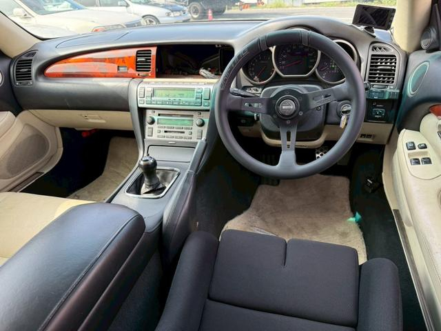 Manual shift conversion interior of 4th Gen SOARER 430SCV.
