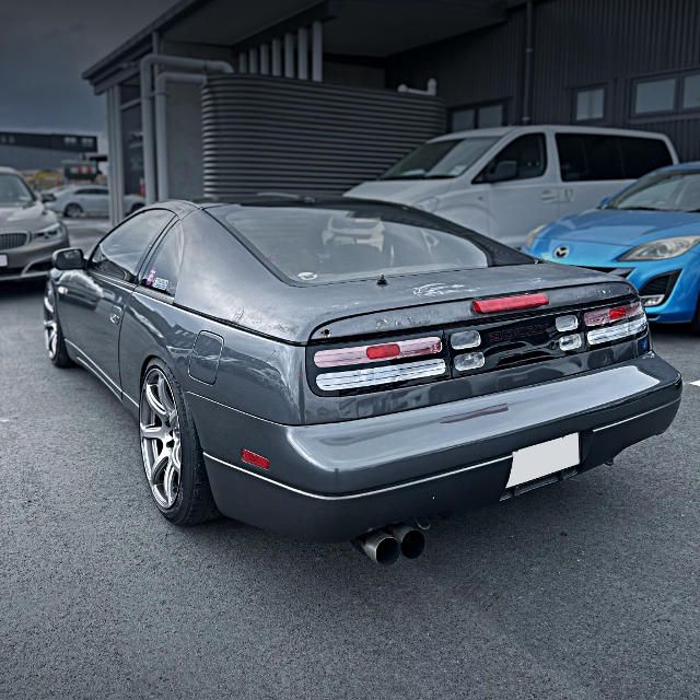 Rear exterior of Z32 FAIRLADY Z.
