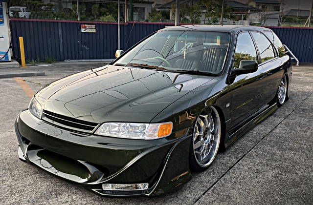Front exterior of GARSON BLACK MAFIA BODY KIT installed CE1 ACCORD WAGON.