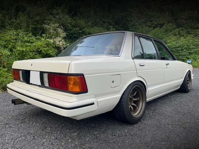 Rear exterior of U910 BLUEBIRD 1800SSS.