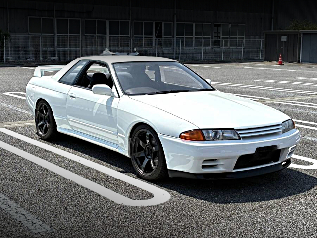 Front exterior of BNR32 SKYLINE GT-R.