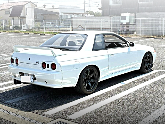 Rear exterior of BNR32 SKYLINE GT-R.
