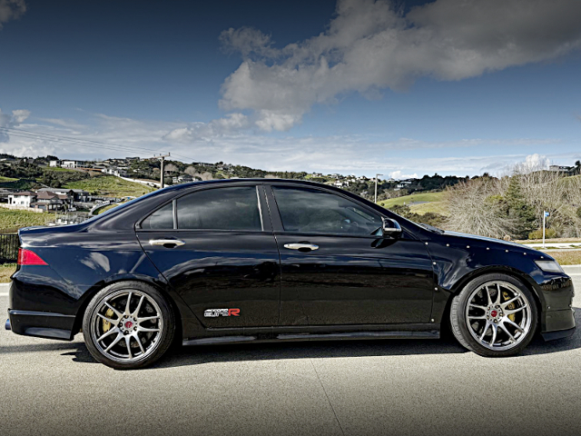 Side exterior of CL7 ACCORD EURO R.