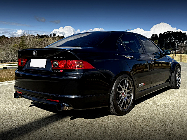 Rear exterior of CL7 ACCORD EURO R.