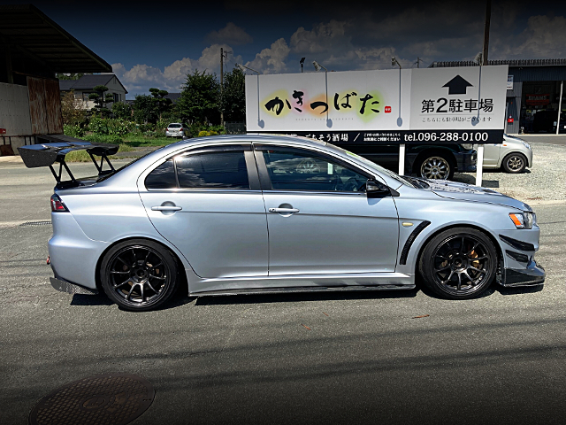 Right Side exterior of CZ4A LANCER EVOLUTION X GSR.