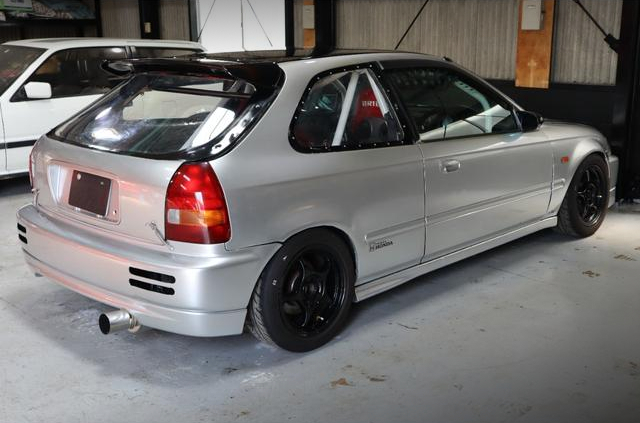Rear exterior of EK9 CIVIC TYPE-R.