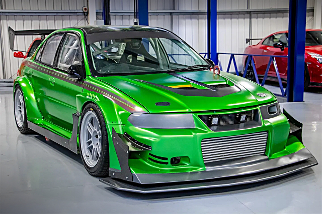 Front exterior of LANCER EVOLUTION 6.