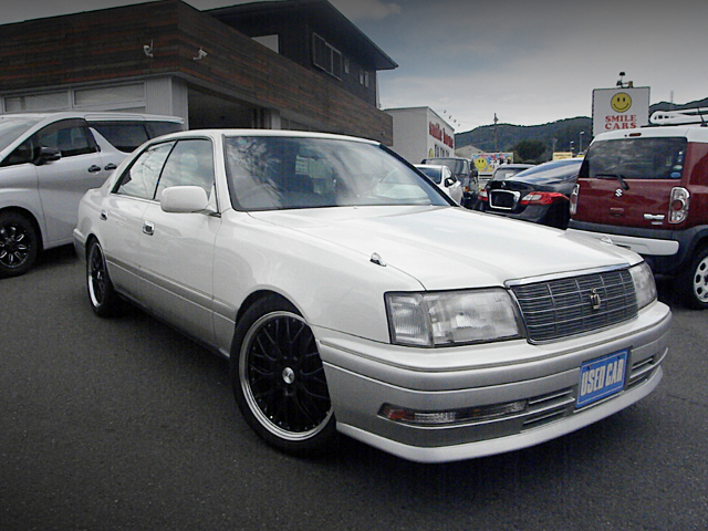 Front exterior of JZS151 TOYOTA CROWN.