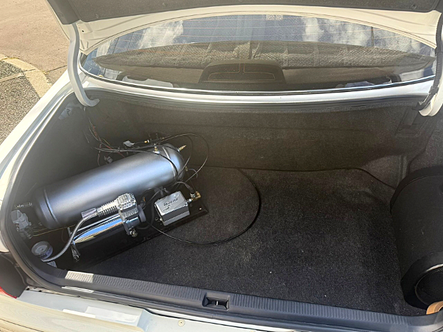 IDEAL Air Suspension system install at Trunk space.