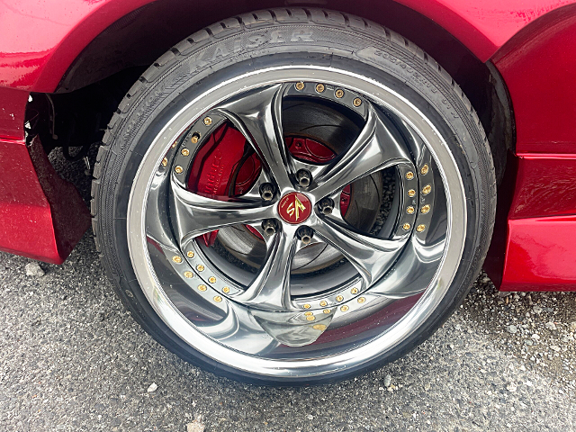 Front 6-POT caliper of WIDEBODY ONEVIA.