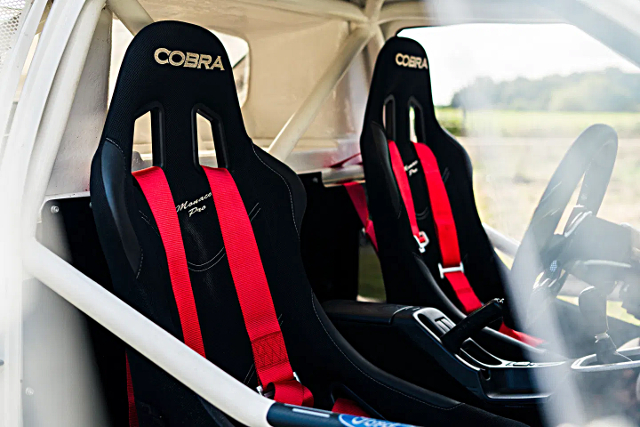 COBRA seats of GC8 SUBARU IMPREZA Based FORD RS200 REPLICA.