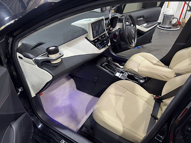 Interior of Bagged ZWE211H COROLLA SPORT HYBRID G Z.