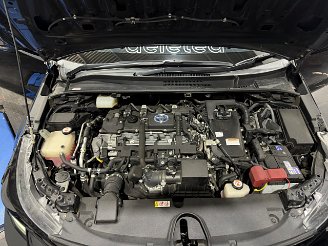 2ZR-FXE engine.