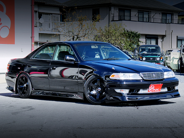 Front exterior of 8th Gen X100 TOYOTA MARK 2.