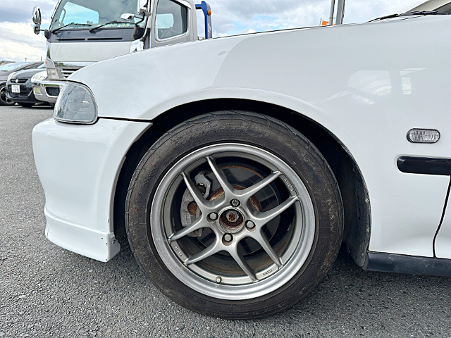 Front Rim of 1st Gen HONDA CIVIC FERIO.
