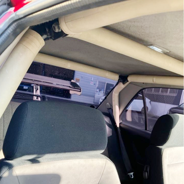 Roll cage installed LANCER EVOLUTION GSR.