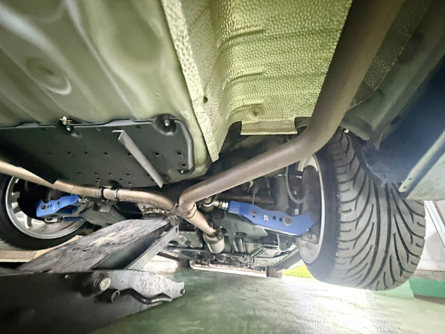 Exhaust pipes of GRX130 MARK X 250G S PACKAGE RELAX SELECTION.