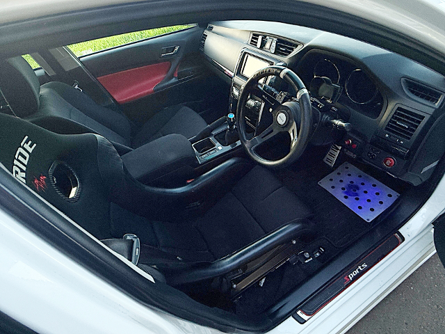 Interior of GRX130 MARK X 250G S PACKAGE RELAX SELECTION.
