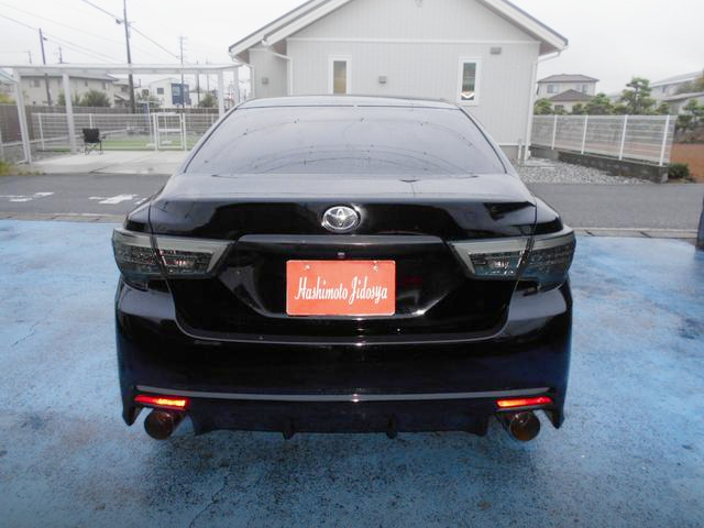 Exhaust muffler and Tail lights of GRX130 MARK X 250G F-PACKAGE.