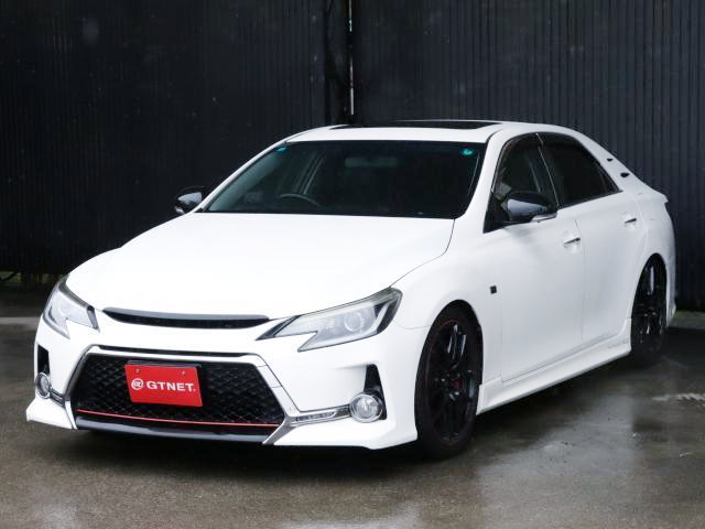 Front exterior of GRX133 MARK X 350S G's.