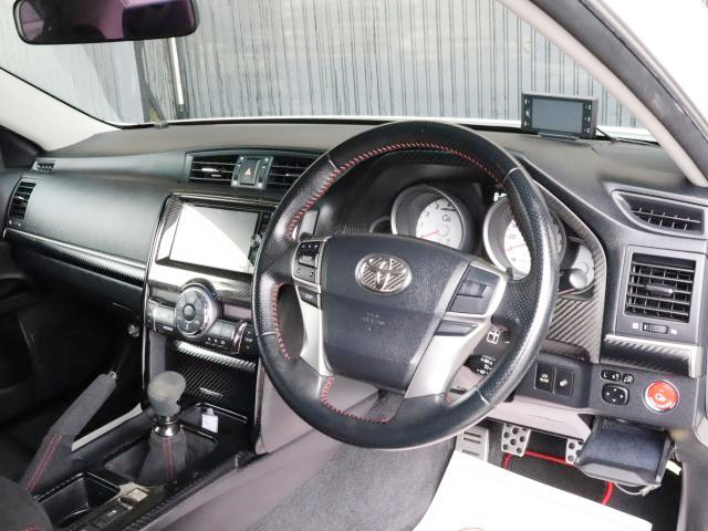 Manual shift conversion interior of GRX133 MARK X 350S G's.